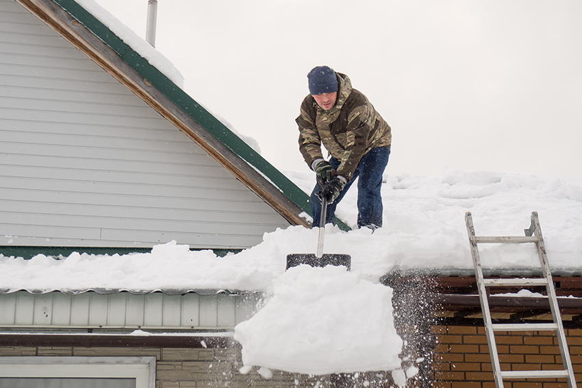 Winter Roof Maintenance Tips for Homeowners